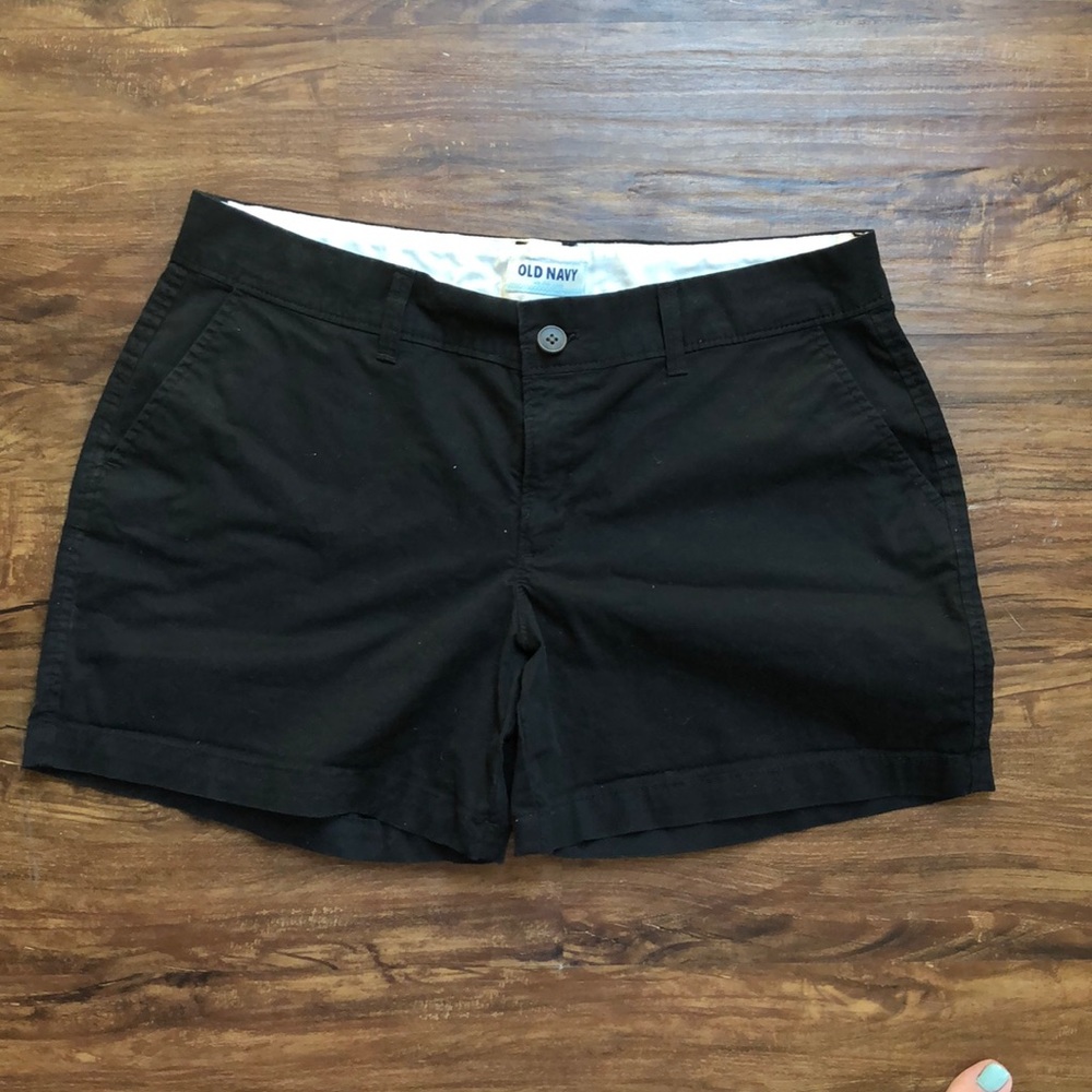 Black old navy shorts